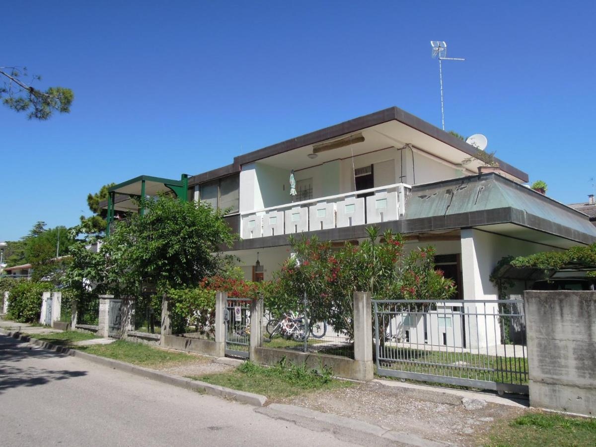 Condominio Villa Verde Bibione Bagian luar foto